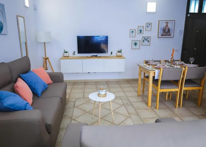 Casa Lola *